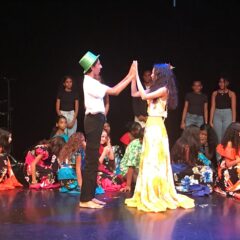 LA FILLE AUX OISEAUX