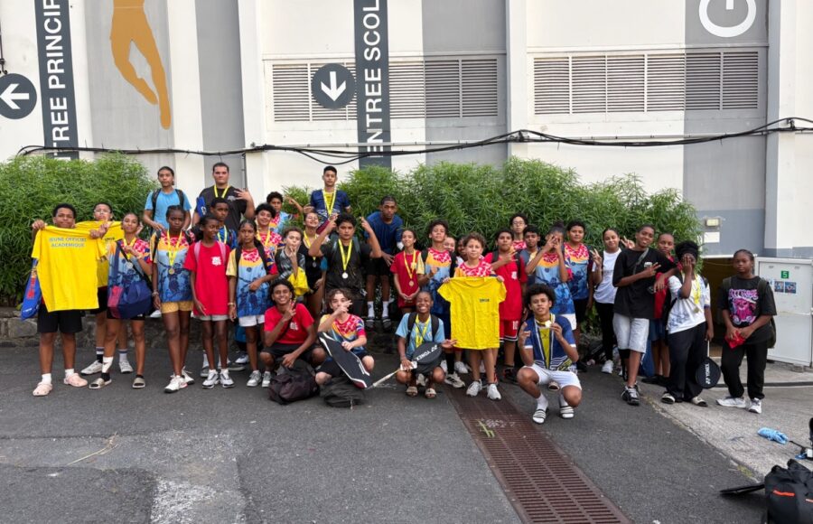 2026 – Résultats de nos équipes pour les championnats académiques badminton minime!