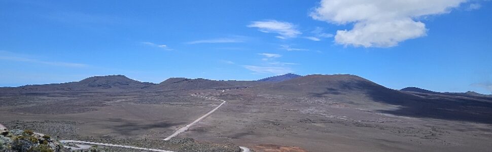 Sorties pédagogiques : Les 4èmes à la découverte du volcan