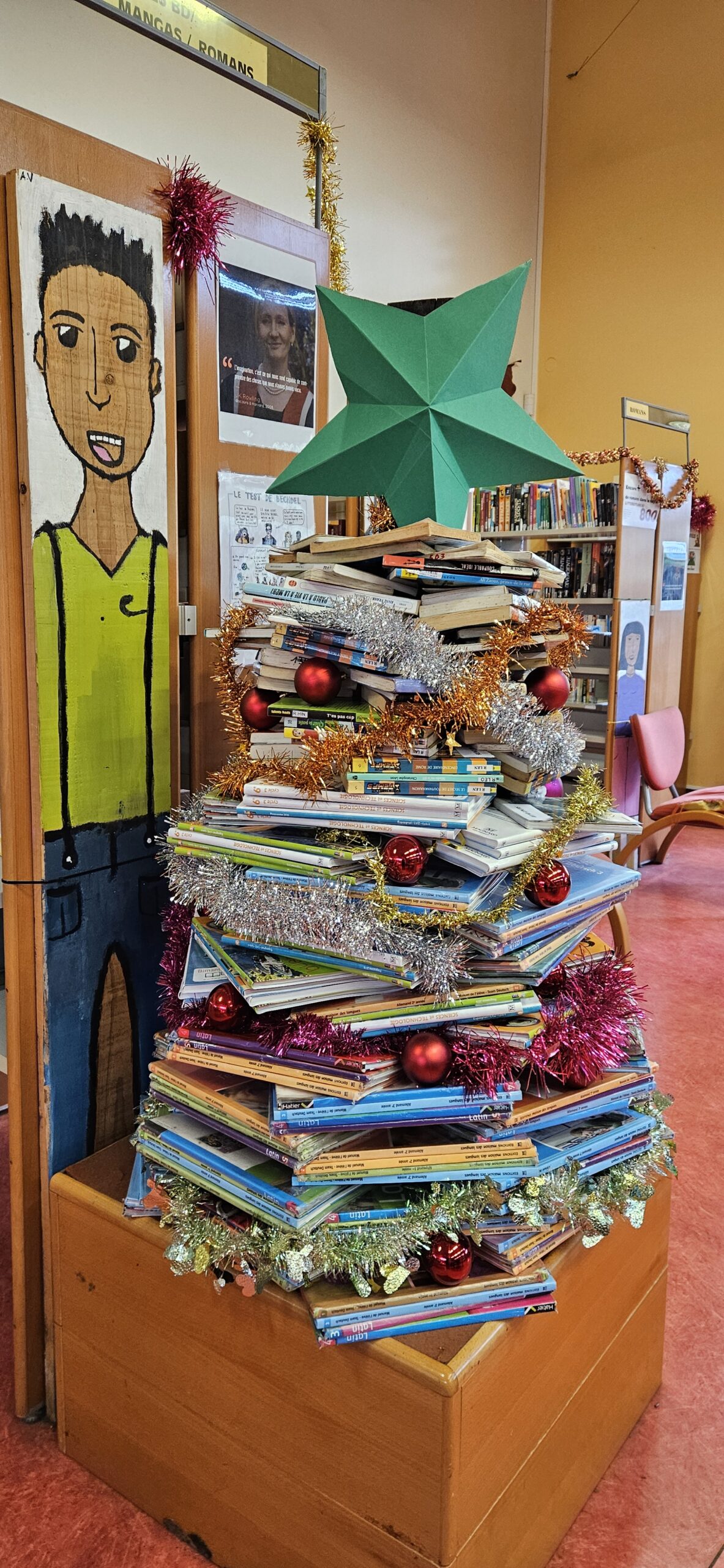 Sapin de livres 2