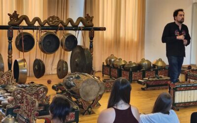 Les 4G découvrent le gamelan
