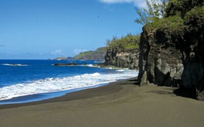 Projet PEAC Parc National: La classe CHAAP à la découverte de TI Sable et Four à Chaux Manapany