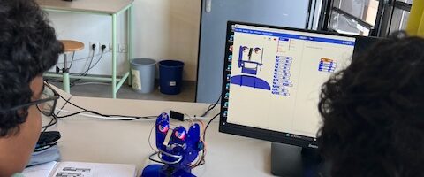 Option Sciences de l’Ingénieur en 4ème : Quand les Robots Imitent la Vie !