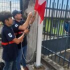 La cérémonie de levée des couleurs par les élèves de 4ème de la « Classe Défense »