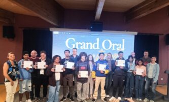 Remise de prix à la Cité du volcan