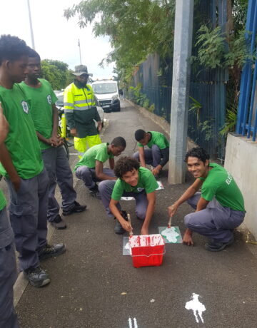 « Ti shomin, grand chemin » : quand les élèves tracent la voie de la mobilité douce à Sainte-Clotilde