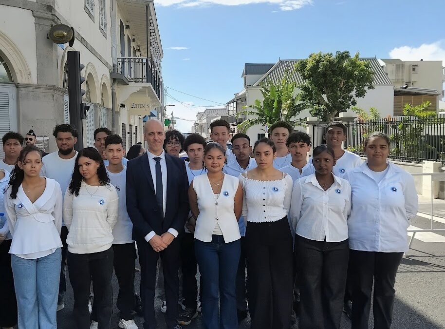 Devoir de mémoire : nos élèves à l’honneur au Monument de la Victoire