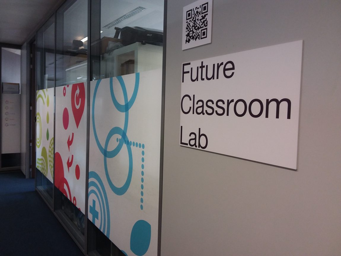 Future Classroom Laboratory in Brussels Lycée de Bois d'Olive