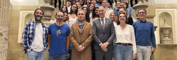 Les élèves de la section BachiBac du lycée Évariste de Parny reçus par le maire de León en Espagne