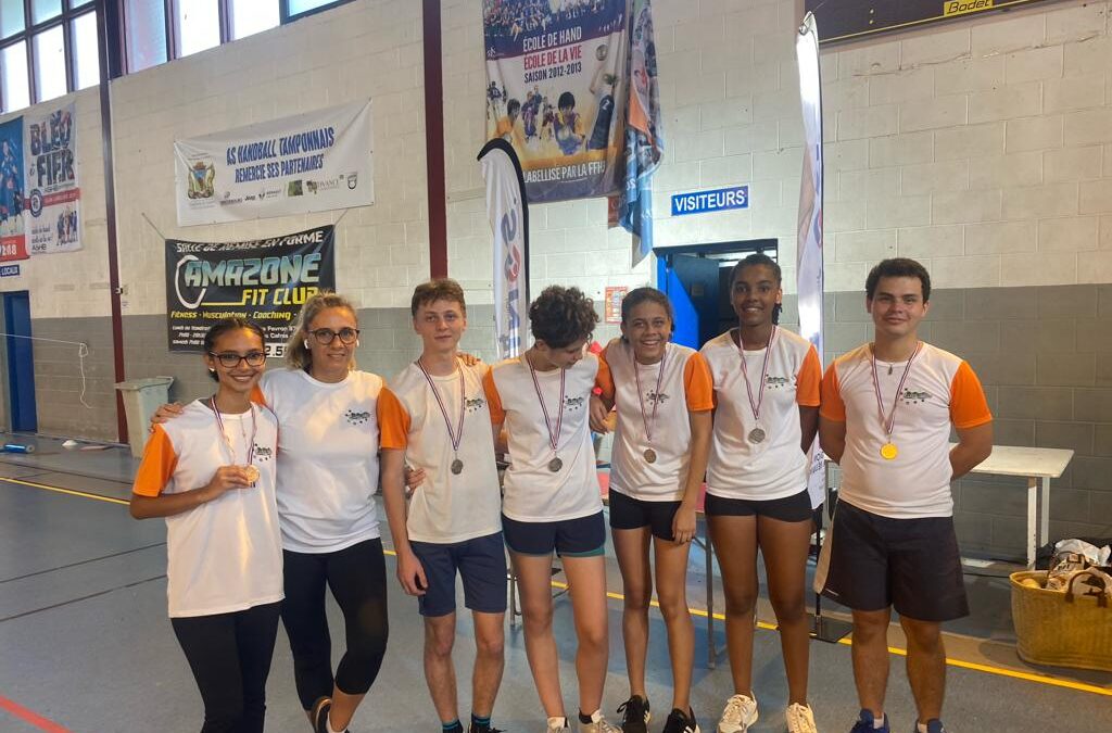 Championnat Académique de BADMINTON  ! Félicitations à nos élèves !