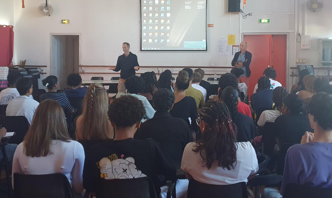 Une rencontre exceptionnelle entre nos jeunes et des scientifiques !