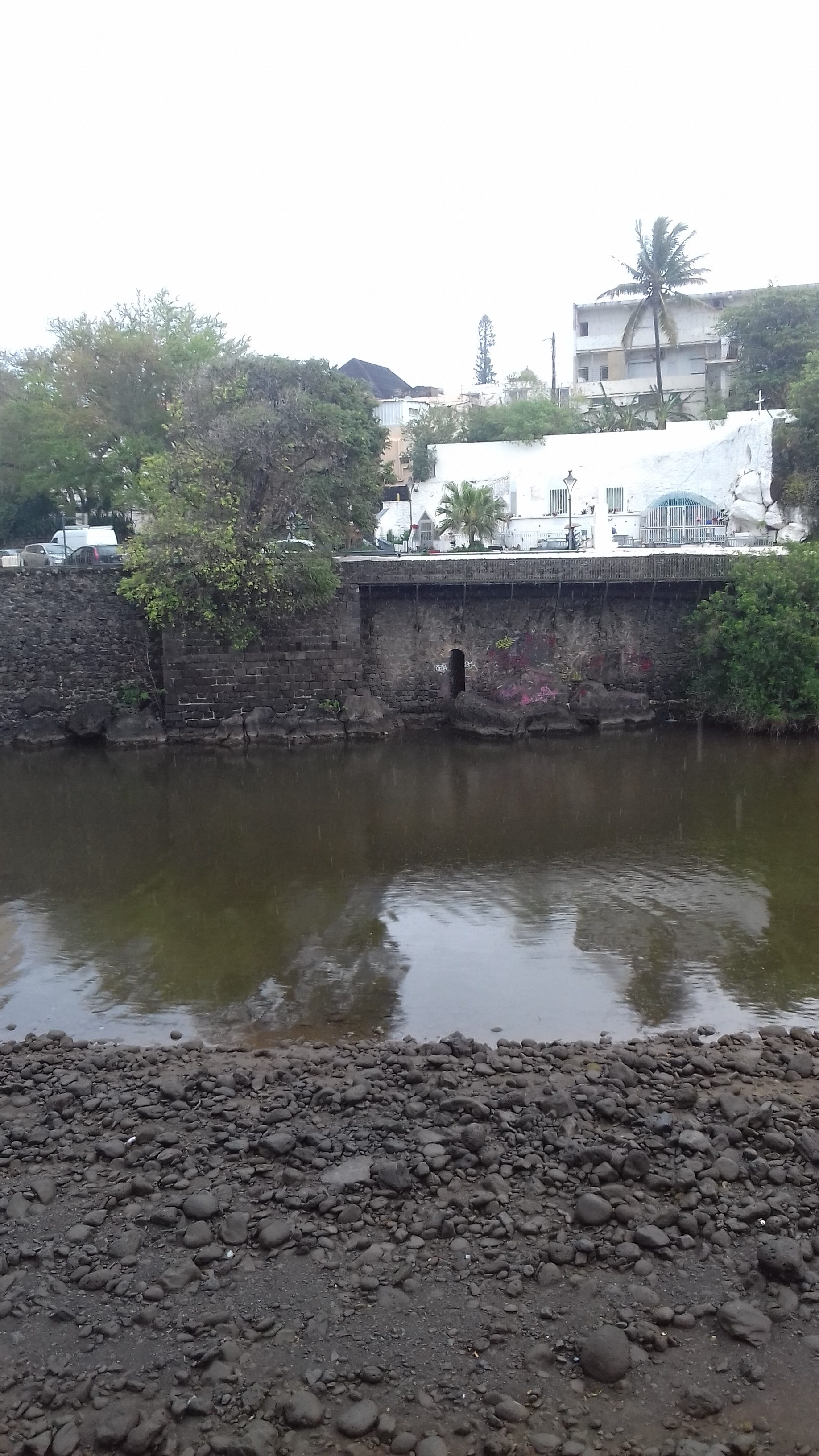 VISITE DE LA RIVIÈRE D’ABORD