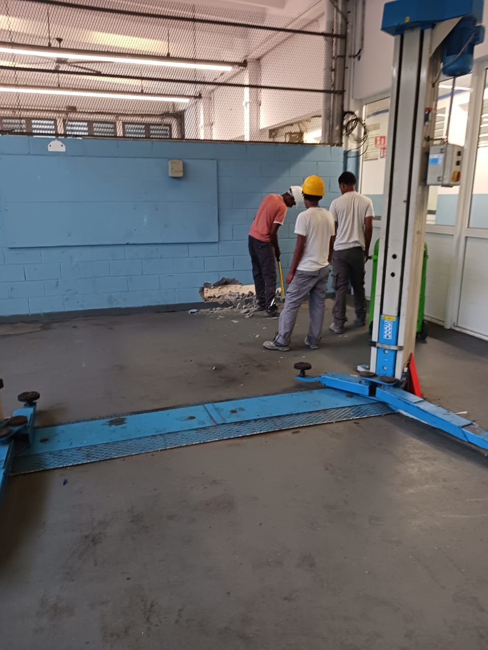 1ère journée de Chantier École pour les 1ères années de CAP Maçonnerie organisé par le Bureau des Entreprises !