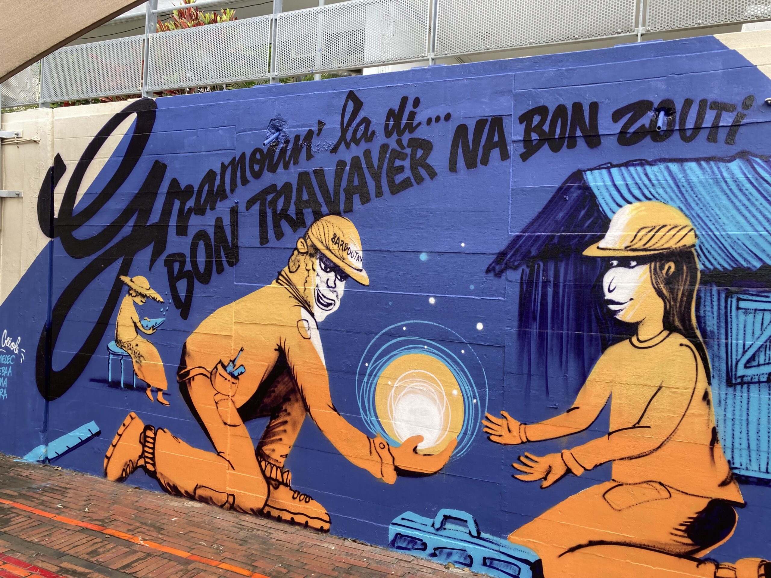 Réalisation d’une fresque pour la fête de la culture créole